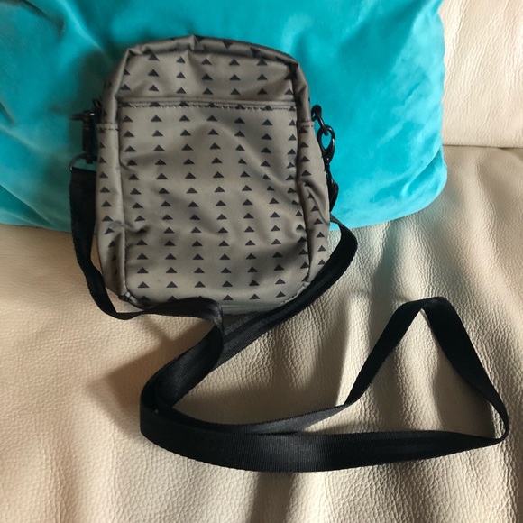 Jujube Black Olive Mini Helix - Picture 2 of 2